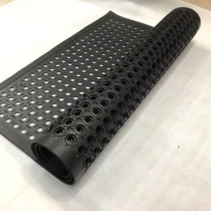 6 mm Rubber Anti-Fatigue Hole Mat for Kitchen, Warehouse, and Cleanrooms