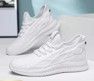 Breathable Mesh Casual Sports Shoes Soft Soled Lightweight Sports Shoes Fashionable and Versatile Design
