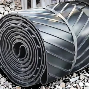 Chevron Rubber Conveyor Belt for Livestock Farming, Manufacturing Plants, and Mining