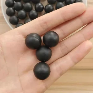 Custom High Quality Hard Wear Resistant Natural Rubber Ball Solid Rubber Ball