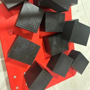 Custom Oil-Resistant Molded NBR EPDM Natural Rubber Square and Rectangle Cushion Buffer Blocks