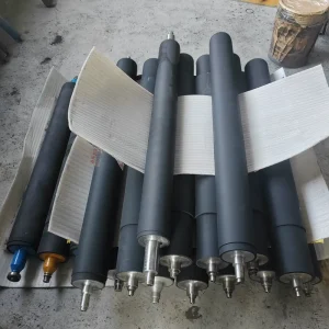 Customized EPDM Rubber Rollers Industrial Type Rubber Rollers