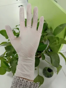 Disposable Non Sterile Class I Medical Rubber Gloves Powdered and Latex Examination Gloves for Medical Use Made in Malaysia
