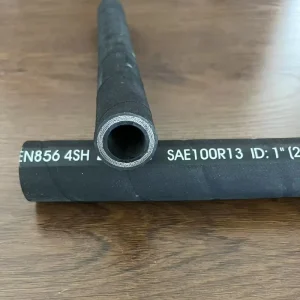 Factory EN856 4SH High-Pressure Hydraulic Rubber Hose Steel-Wire Braided Spiral