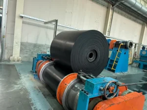 Heavy Duty High Sidewall Rubber Conveyor Belt for Automated Factories