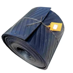Industrial Patterned Polyester Fabric Rubber Chevron Conveyor Belt for Mine