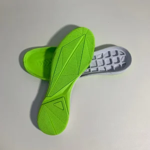 Lightweight Two Tone Rubber Shoe Sole Flexible Anti Crack Walking Shoe Outsole With Supportive Midsole