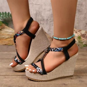 New Design Sexy Women High Heels Sandals Colorful Woven Strap and Metal Buckle Rhinestone Upper Wedge Heel Rubber Sole HLei20