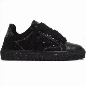 New Man Shoes Thick Sole Breathable Mesh Lightweight Durable Comfortable Height Increasing Unisex Couple Casual Classic Sumptous