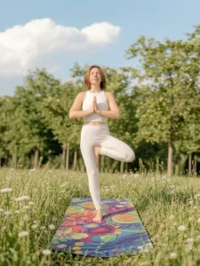 Non slip Custom Design Vivid Color Printing Natural Rubber Back 183m Length 3mm Thickness Folding Durable Suede Yoga Mat