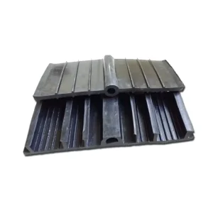 Rubber Water Stop Strip Door Sealing Strips for Tunnel Pipe Gallery Waterproof Back Mounted with Buried Steel Edge