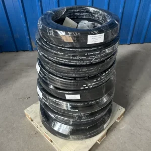 SAE 100 R2 EN853 2SN High-Pressure Steel Wire Braided Black Synthetic Rubber Hydraulic Hose