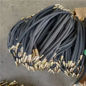 The Most Popular High quality Rubber Hose of SAE 100 R1 R2 R3 R4 R5 R6 R7 R8 R9 R12 4SP 4SH R13 R14 R15 R16 R17 1SN 2SN 1SC 2SC